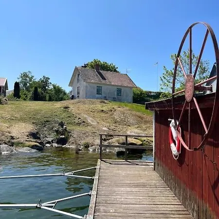 Hamnstuga I Haestholmens Smabatshamn Odeshog Exterior photo