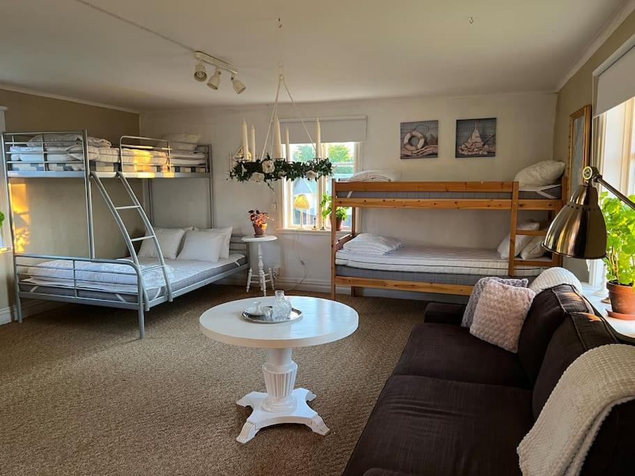 Holiday home Hamnstuga I Haestholmens Smabatshamn Odeshog
