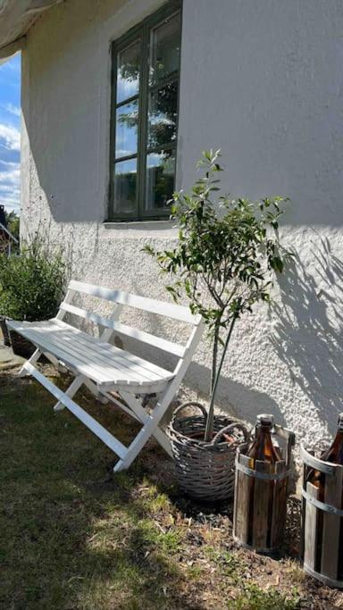 Hamnstuga I Haestholmens Smabatshamn * Odeshog